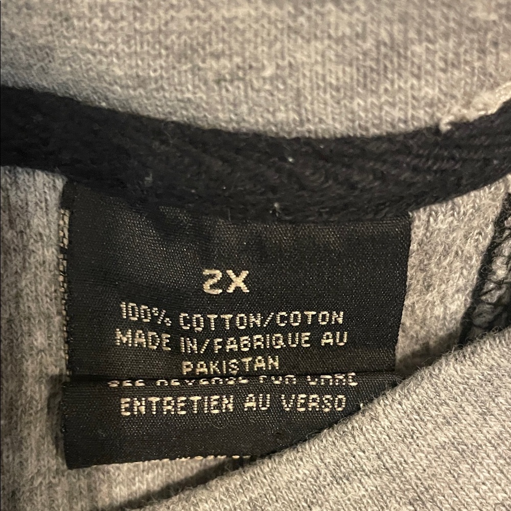 RedHead Men's Classic Gray Crewneck Sweater - Picture 2 of 2